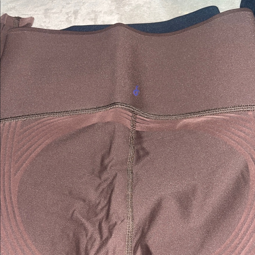 (Lot of 4) Full length Body Sculpt Leggings (Reversible Wear)  3 black 1 brown - Picture 10 of 11